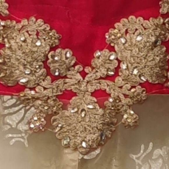 Red & Gold Embroidered High-Low Dress duster – Elegant Party & Wedding Outfit - Picture 7 of 7